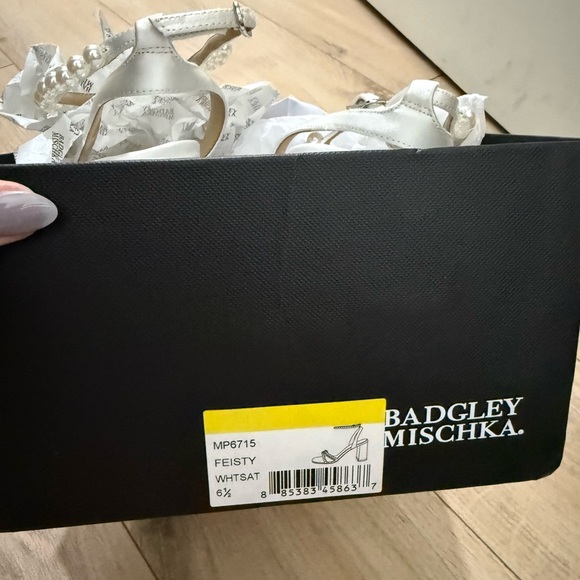 Badgley Mischka Pearl-Adorned White Heels - Picture 4 of 4